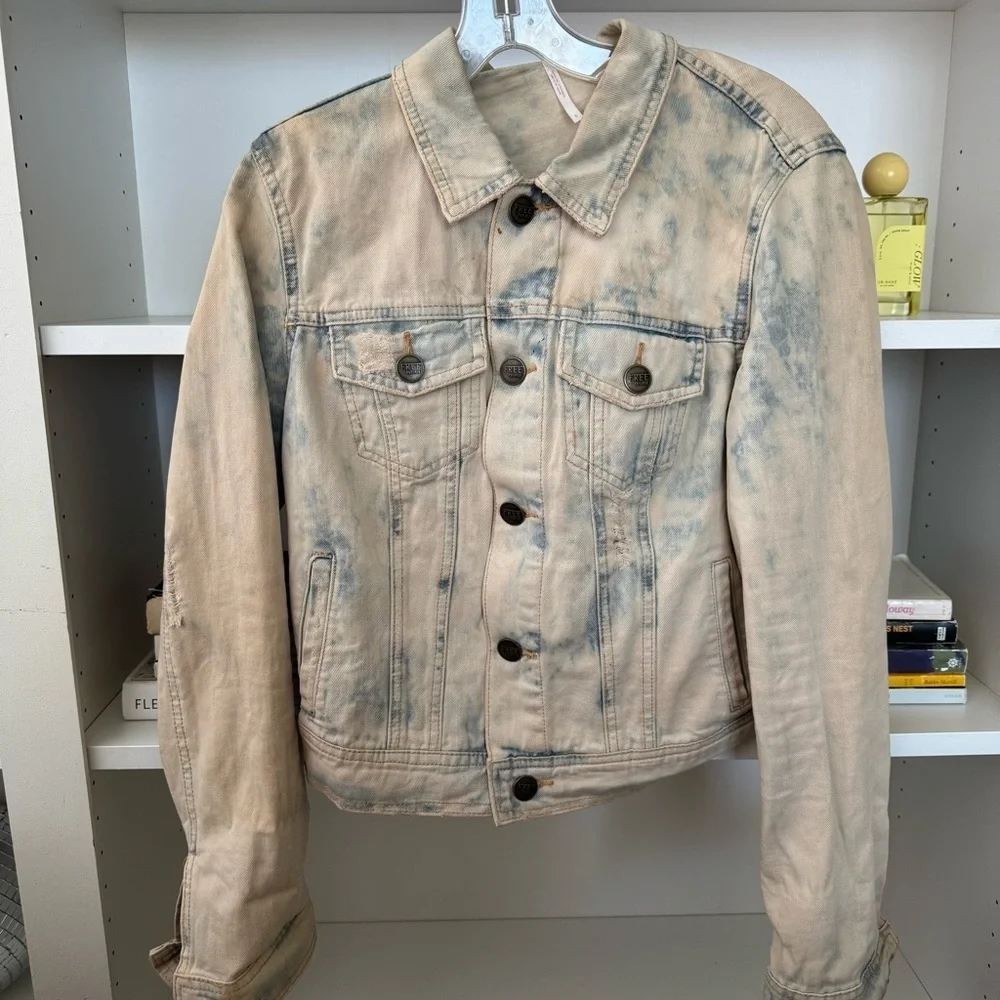 FREE PEOPLE Distressed Acid Wash Denim Jacket - Picture 1 of 4